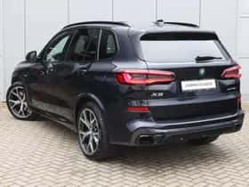 BMW X5 (2022) thumbnail 2