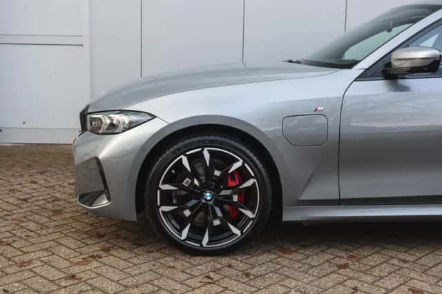BMW 3-Serie (2025) thumbnail 4