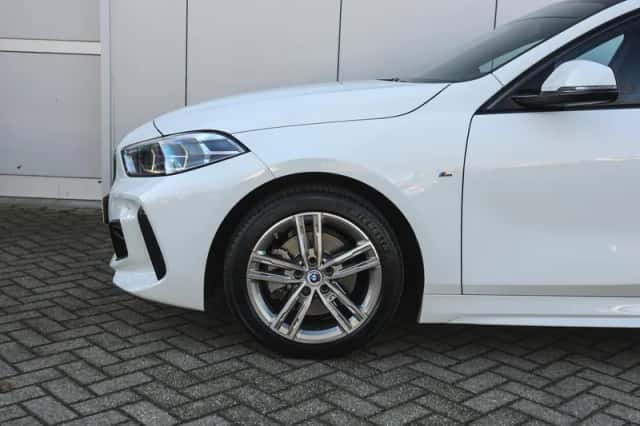 BMW 1-Serie (2022) thumbnail 4