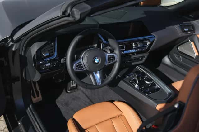 BMW Z4 (2026) thumbnail 3