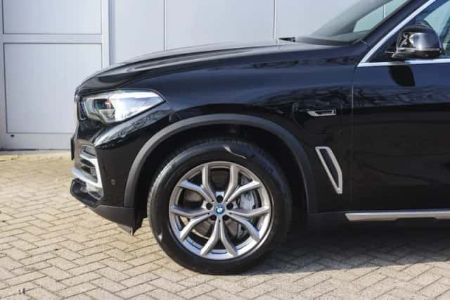 BMW X5 (2022) thumbnail 5