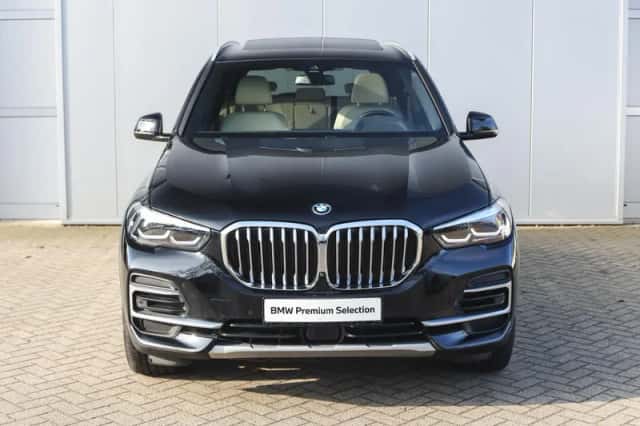 BMW X5 (2022) thumbnail 6