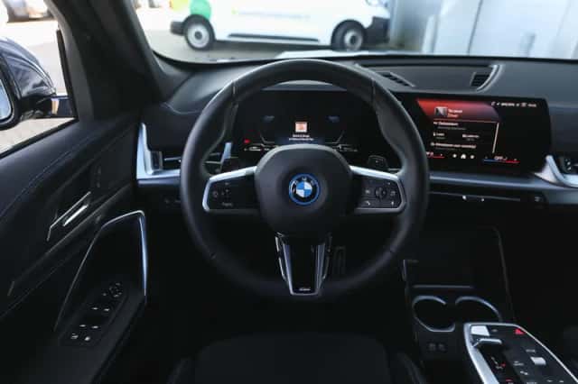 BMW X1 (2025) thumbnail 3