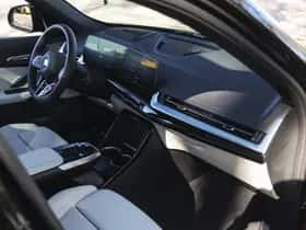 BMW iX1 (2026) thumbnail 11