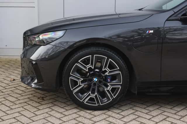 BMW 5-Serie (2025) thumbnail 4
