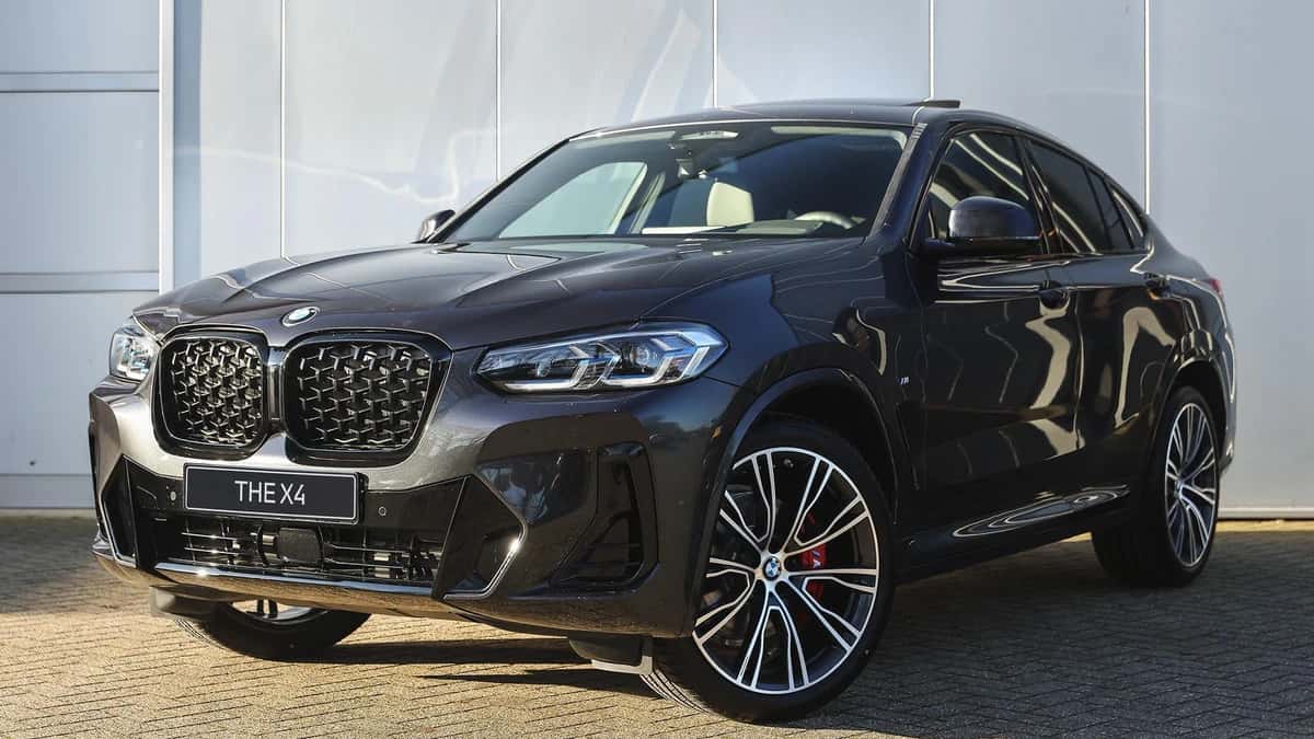 BMW X4 (2026) — foto 1