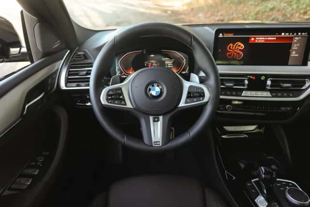 BMW X4 (2026) thumbnail 3