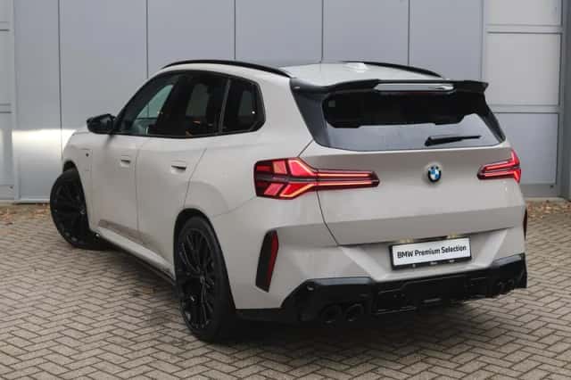 BMW X3 (2025) thumbnail 2