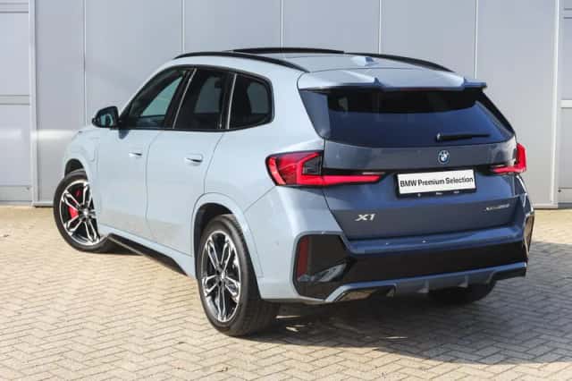 BMW X1 (2025) thumbnail 2