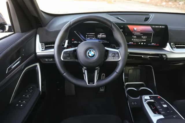 BMW X1 (2025) thumbnail 3