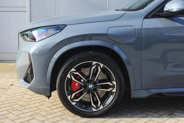 BMW X1 (2025) thumbnail 5