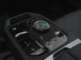 BMW iX (2025) thumbnail 17