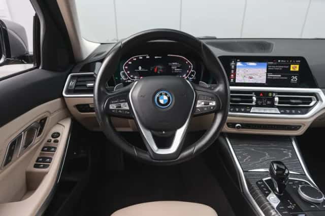 BMW 3-Serie (2022) thumbnail 3