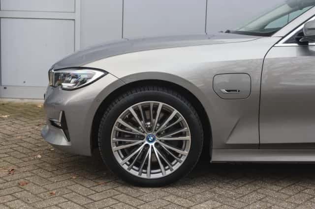BMW 3-Serie (2022) thumbnail 5