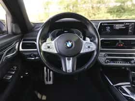 BMW 7-Serie (2021) thumbnail 3