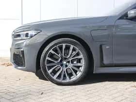 BMW 7-Serie (2021) thumbnail 5