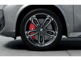 BMW iX1 (2026) thumbnail 6