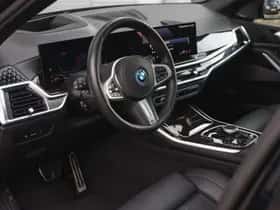 BMW X5 (2025) thumbnail 10
