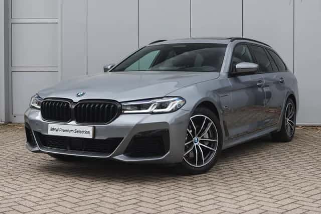 BMW 5-Serie (2023) thumbnail 1