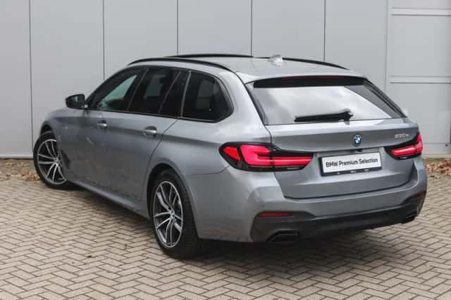 BMW 5-Serie (2023) thumbnail 2