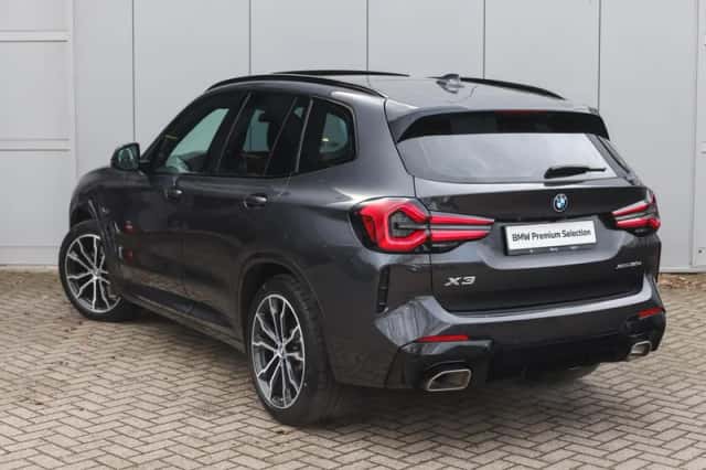 BMW X3 (2021) thumbnail 2