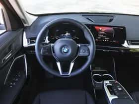 BMW iX1 (2026) thumbnail 3