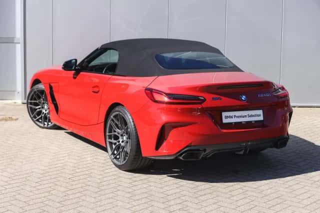 BMW Z4 (2025) thumbnail 2