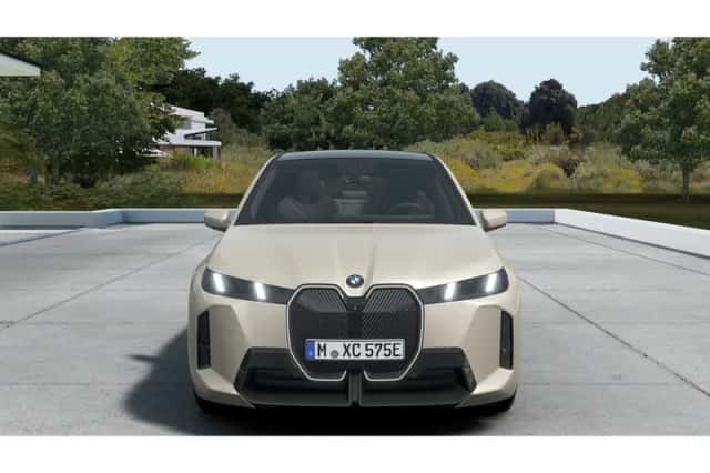 BMW iX (2026) thumbnail 3