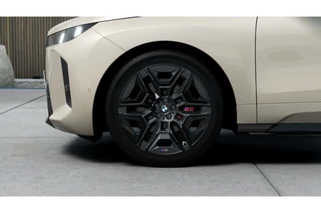 BMW iX (2026) thumbnail 6