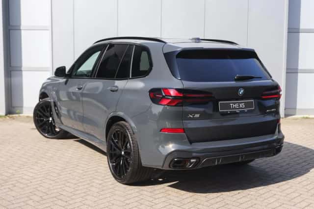BMW X5 (2026) thumbnail 2