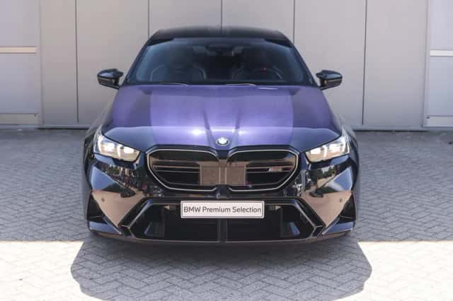 BMW M5 (2024) thumbnail 5