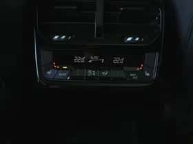 BMW iX (2025) thumbnail 14