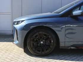 BMW iX (2025) thumbnail 4