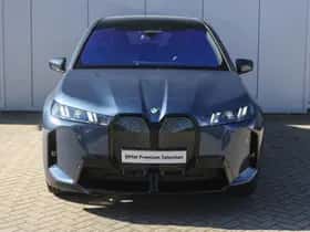 BMW iX (2025) thumbnail 5