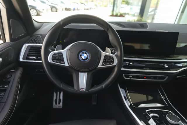 BMW X5 (2024) thumbnail 3