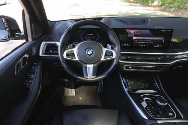BMW X5 (2024) thumbnail 3