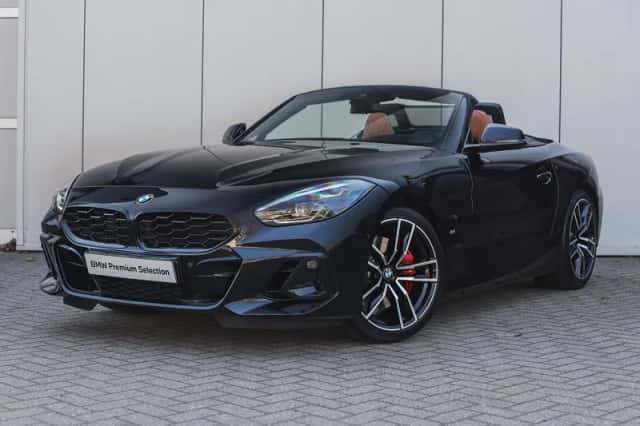 BMW Z4 (2026) thumbnail 1