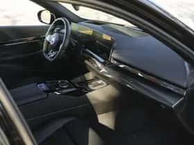 BMW i5 (2026) thumbnail 10