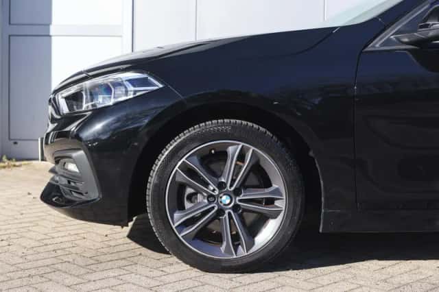 BMW 1-Serie (2022) thumbnail 4