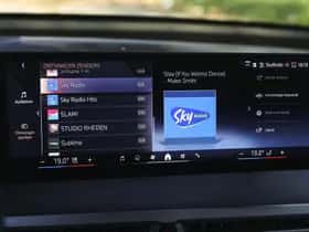 BMW iX (2025) thumbnail 25
