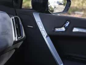 BMW iX (2025) thumbnail 28