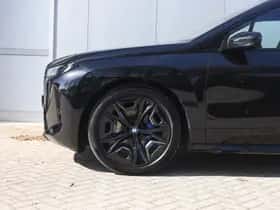 BMW iX (2025) thumbnail 4