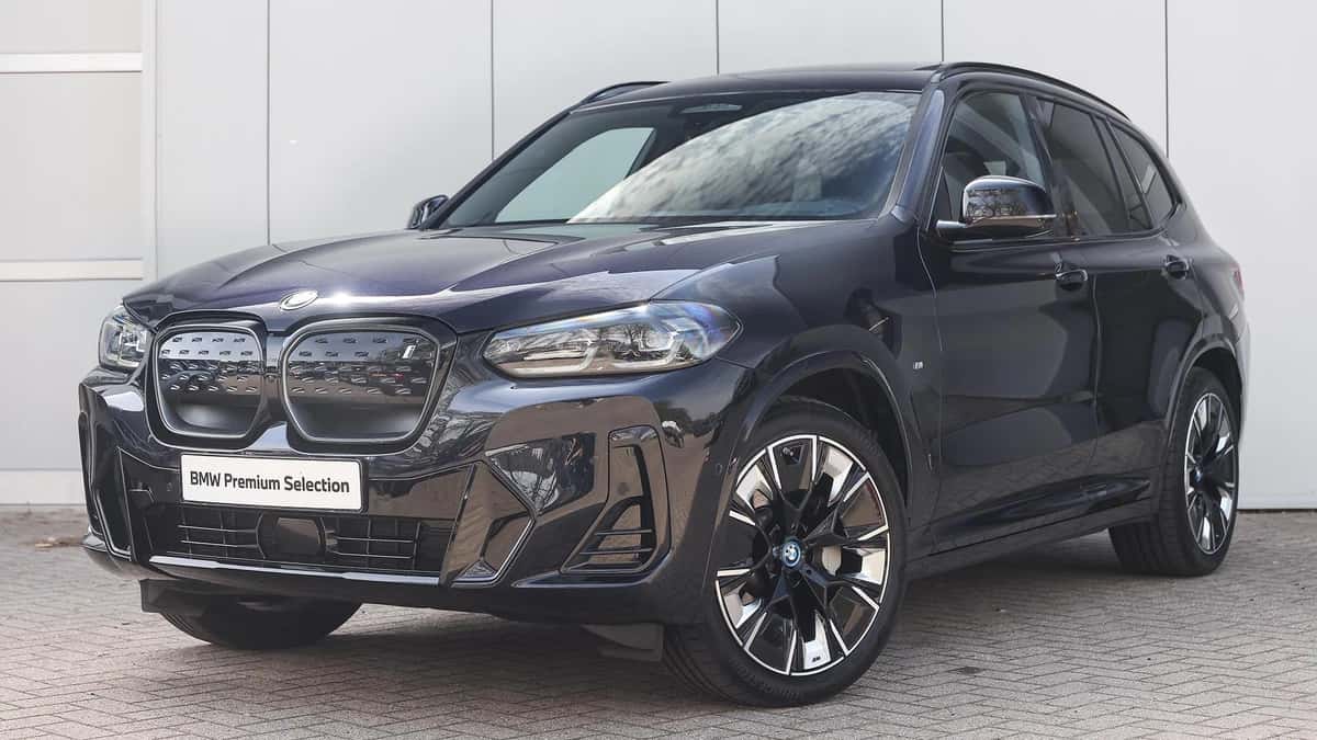 BMW iX3 (2024) — foto 1