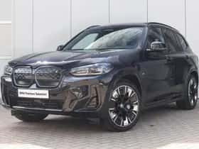 BMW iX3 (2024)