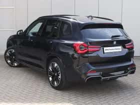 BMW iX3 (2024) thumbnail 2