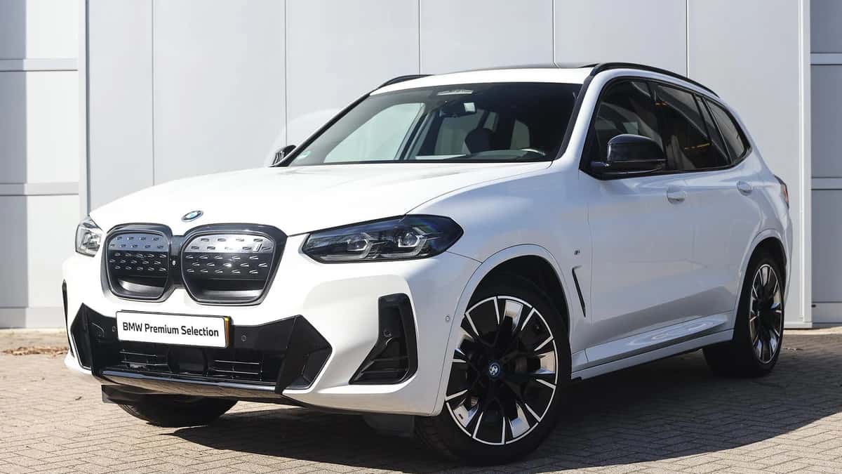 BMW iX3 (2022) — foto 1