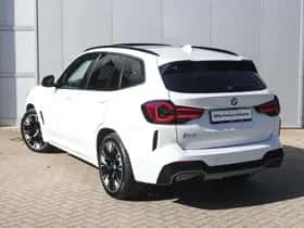 BMW iX3 (2022) thumbnail 2
