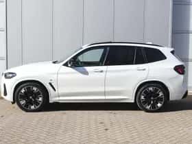 BMW iX3 (2022) thumbnail 8