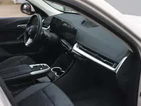 BMW iX1 (2026) thumbnail 11