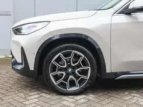 BMW iX1 (2026) thumbnail 5